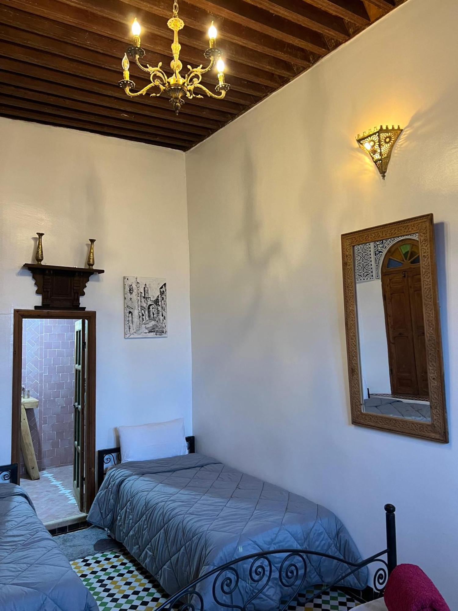 Dar Naima Hotel Fez Bagian luar foto